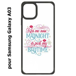 Coque noire pour Samsung Galaxy A03 Kiss me now Midnight is past my Bedtime amour embrasse-moi