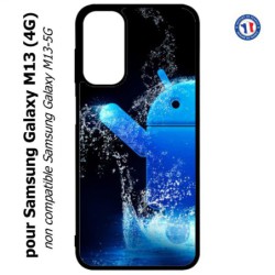 Coque pour Samsung Galaxy M13 (4G) Bugdroid petit robot android bleu dans l'eau
