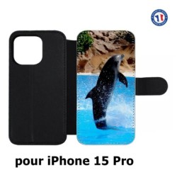Etui cuir pour iPhone 15 Pro - Dauphin saut éclaboussure